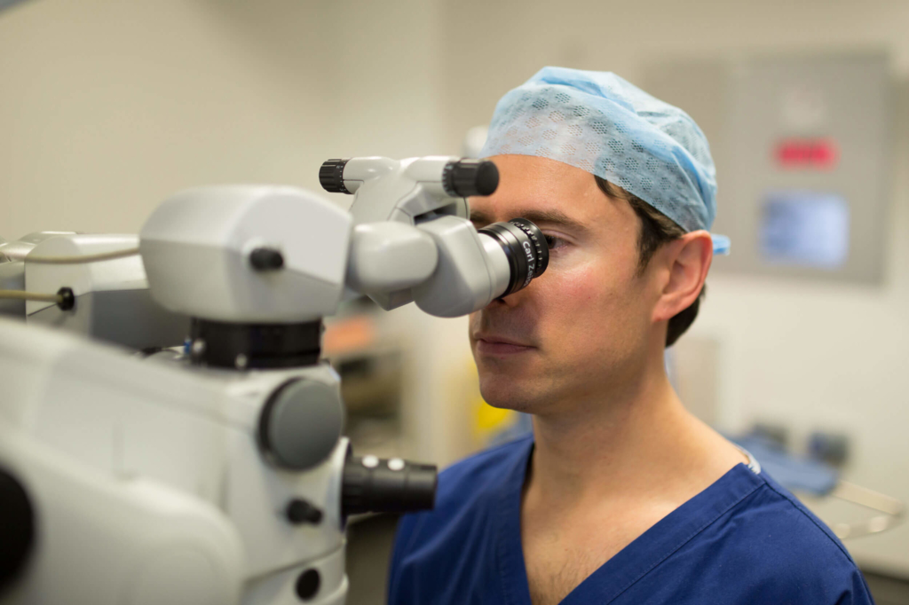 how-to-become-a-laser-eye-surgeon-ocl-vision